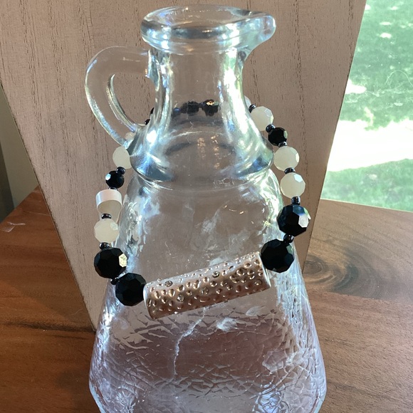 Sparkle Stretch Bracelet - Picture 1 of 3